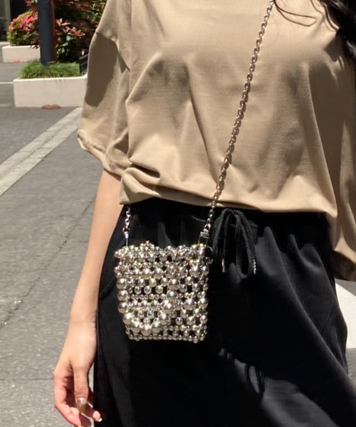 tolene(トレネ)の「2wayビーズ編みミニハンドバッグ(ハンドバッグ・レディース・オフホワイト/シルバー/ブラック・FREE)」の14枚目の写真