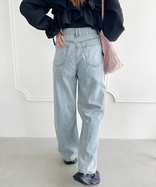 Loueme（ルエム）の「パールデニムパンツ（デニムパンツ・レディース・ライトブルー・M/S）」の10枚目の写真