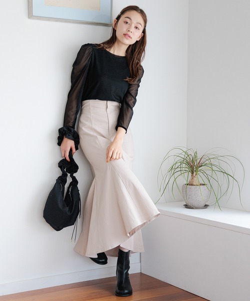mysty woman(ミスティウーマン)の「ラメシアーベロアプルオーバー 973637(Tシャツ/カットソー・レディース・ブラック/アイボリー/ブラウン・FREE)」の22枚目の写真