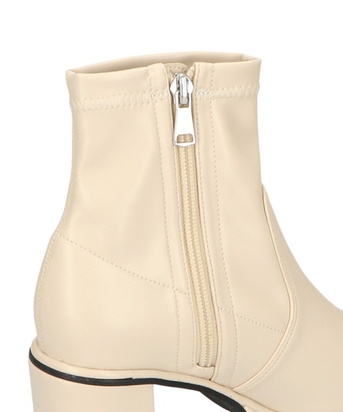 ORiental TRaffic（オリエンタルトラフィック）の「厚底 プラットフォーム ストレッチブーツ 31401（ブーツ・レディース・ホワイト/ブラウン/カーキ/ブラック・S/M/L/LL/SS/3L）」の5枚目の写真