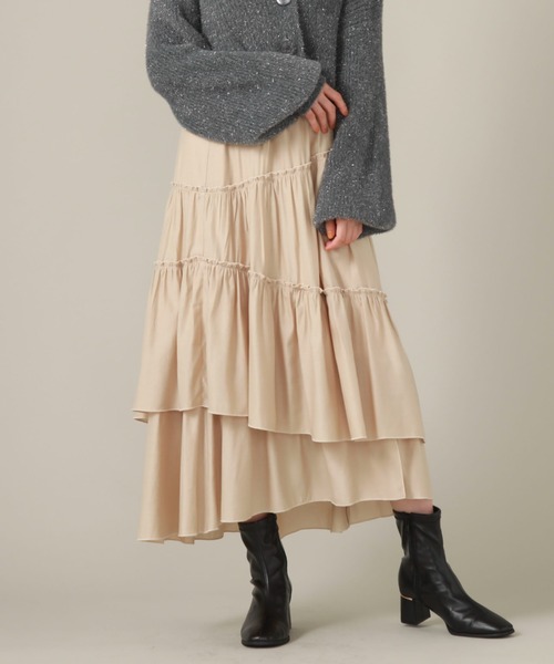 archives(アルシーヴ)の「シャイニーアシメフリルティアードスカート(スカート・レディース・ベージュ/ブルーグレー/ブラック/アイボリー/オレンジ・MEDIUM)」の13枚目の写真