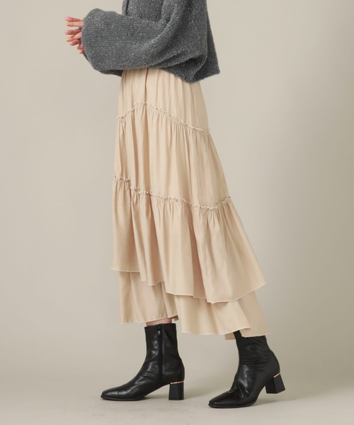 archives(アルシーヴ)の「シャイニーアシメフリルティアードスカート(スカート・レディース・ベージュ/ブルーグレー/ブラック/アイボリー/オレンジ・MEDIUM)」の15枚目の写真