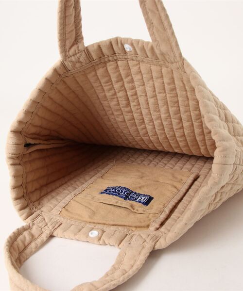 ROOTOTE(ルートート)の「ルートート/キルティング SC.A4ワイド.イブル(トートバッグ・レディース・アッシュグレー/セージグリーン/パープル/スミクロ/桜/サンドベージュ・FREE)」の14枚目の写真