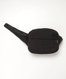 『ADAMPATEK』square quilt BIG body bag/スクエアキルティングビッグボディバッグ