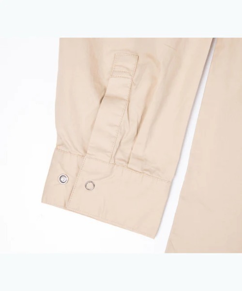S'more(スモア)の「dungaree shirt(シャツ/ブラウス・レディース・ホワイト/ベージュ・LARGE/X-LARGE/MEDIUM/SMALL)」の7枚目の写真