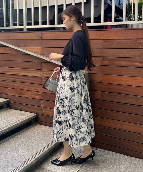 couture brooch（クチュールブローチ）の「◆【お仕事・セレモニーにも◎】刺繍レースタックブラウス（シャツ/ブラウス・レディース・アイボリー/ブルー系その他・38/42/40）」の17枚目の写真