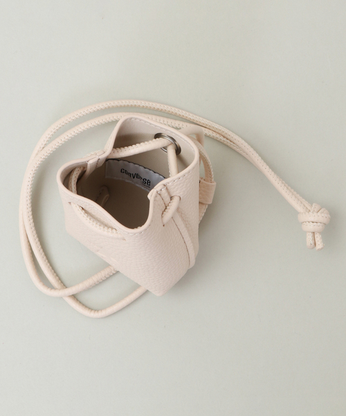 CONVERSE TOKYO(コンバーストウキョウ)の「ECO-LEATHER DRAWSTRING MINI BAG(S)(ショルダーバッグ・レディース・ブルー/ブラック/アイボリー・FREE)」の10枚目の写真