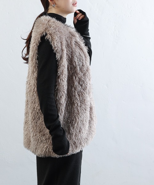 ☆新品未使用タグ付き☆ロージーモンスター　カーリープードルベスト ☆新品未使用タグ付き☆ロージーモンスター カーリープードルベスト