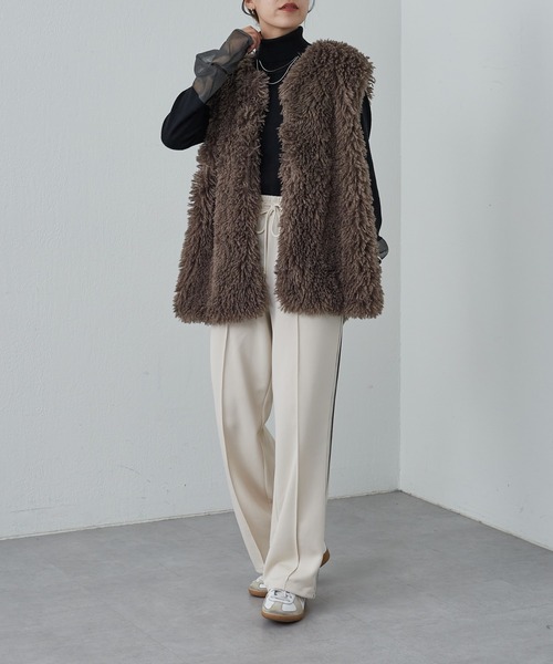 COLONY 2139（コロニートゥーワンスリーナイン）の「プードルカーリー