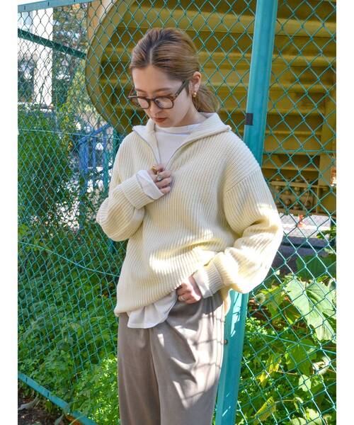 Ungrid(アングリッド)の「ハーフジップルーズニット(ニット/セーター・レディース・ブラック/ヘザーグレー/オフホワイト・FREE)」の2枚目の写真