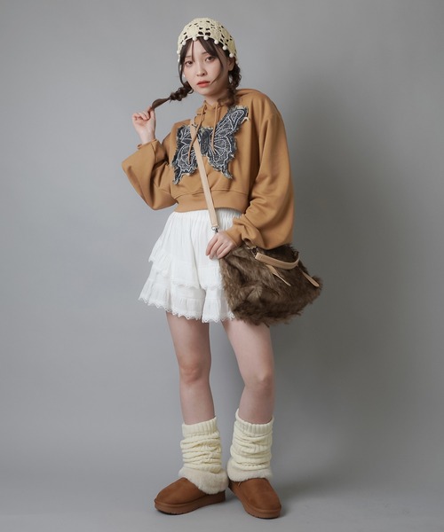 SPINNS(スピンズ)の「漫画みたいなもこもこルーズ☆彡70cm ニットレッグカバー(レッグウォーマー・レディース・ブラック/ブラウン/アイボリー/グレー/カーキ・ONESIZE)」の16枚目の写真