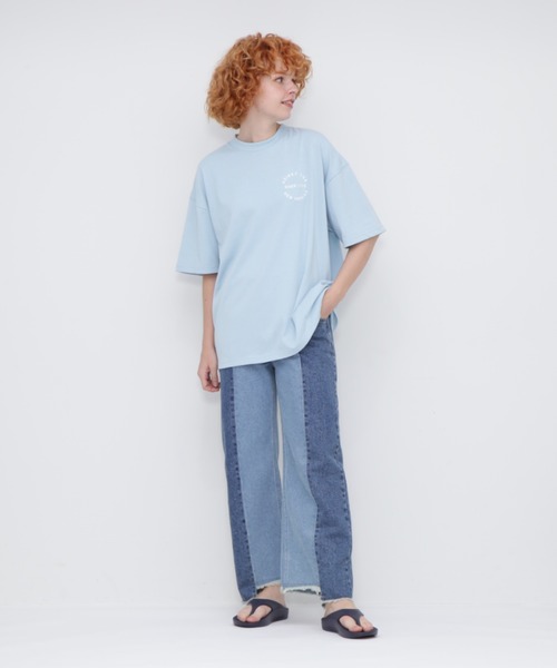 AVIREX(アヴィレックス)の「VARSITY LOGO T-SHIRT/バーシティーロゴティーシャツ(Tシャツ/カットソー・レディース・ネイビー/オフホワイト/ブラック/サックスブルー/ピンク・FREE/F)」の17枚目の写真