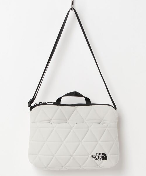 THE NORTH FACE(ザノースフェイス)の「THE NORTH FACE/ザ・ノース・フェイス ショルダーポーチ ジオフェイスポーチ Geoface Pouch NM32356(ショルダーバッグ・メンズ・ブラック/グレイッシュベージュ/ストーン/カーキ/アーミー/アイボリー/スモークピンク・FREE)」の20枚目の写真