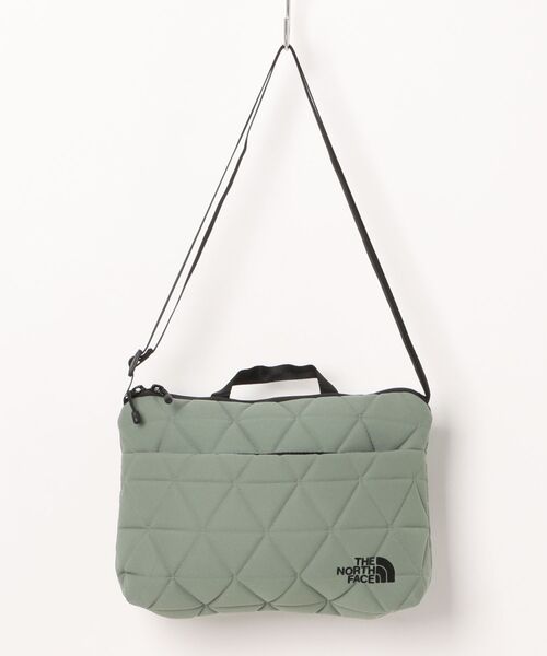 THE NORTH FACE(ザノースフェイス)の「THE NORTH FACE/ザ・ノース・フェイス ショルダーポーチ ジオフェイスポーチ Geoface Pouch NM32356(ショルダーバッグ・メンズ・ブラック/グレイッシュベージュ/ストーン/カーキ/アーミー/アイボリー/スモークピンク・FREE)」の21枚目の写真
