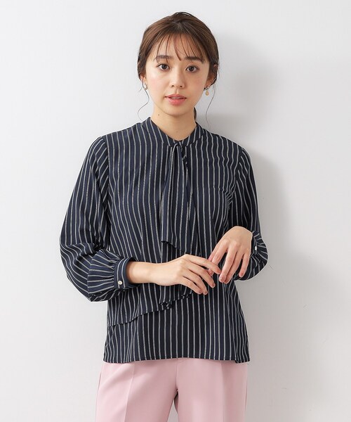 index(インデックス)の「◆≪美人百花掲載≫ アシメボウタイブラウス【イージーケア/洗濯機洗い可】(シャツ/ブラウス・レディース・オフホワイト/ナチュラル/ホワイト系5/ネイビー系2・40/38/42/36)」の15枚目の写真