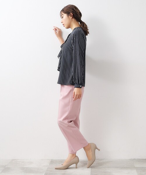 index(インデックス)の「◆≪美人百花掲載≫ アシメボウタイブラウス【イージーケア/洗濯機洗い可】(シャツ/ブラウス・レディース・オフホワイト/ナチュラル/ホワイト系5/ネイビー系2・40/38/42/36)」の17枚目の写真