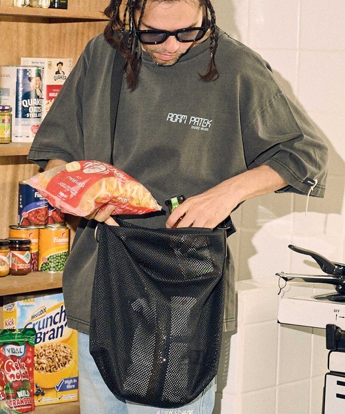 ADAM PATEK（アダムパテック）の「ADAMPATEK/mesh shoulder bag/メッシュショルダーバッグ（ショルダーバッグ・メンズ・ブラック・FREE）」の4枚目の写真