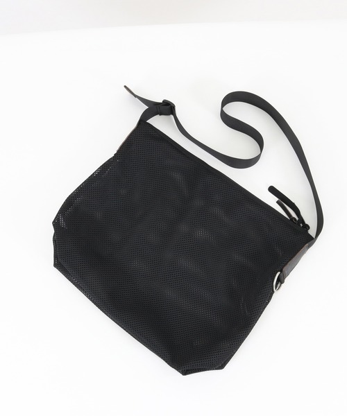 ADAM PATEK（アダムパテック）の「ADAMPATEK/mesh shoulder bag/メッシュショルダーバッグ（ショルダーバッグ・メンズ・ブラック・FREE）」の9枚目の写真