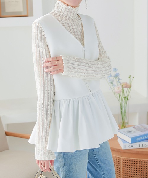 KOBE LETTUCE(コウベレタス)の「ダンボールペプラムVネックベスト(ベスト・レディース・ブラック/オフホワイト・M)」の5枚目の写真