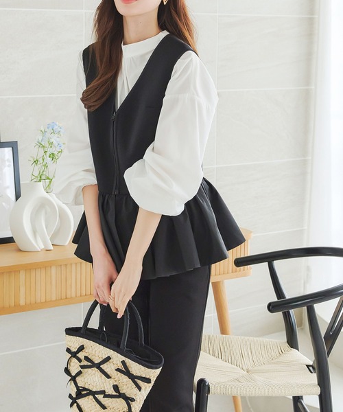 ホワイトペプラム　ベスト KOBE LETTUCE コート ダンボールペプラムVネックベスト