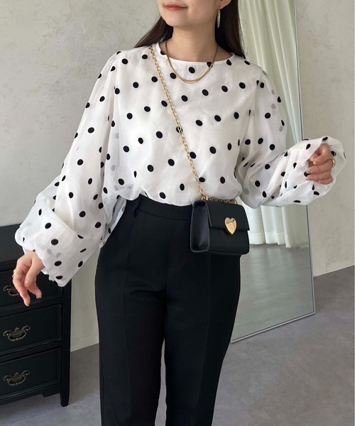 prose verse（プロズヴェール）の「フロッキードットオーガンジーレイヤードブラウス（シャツ/ブラウス・レディース・ブラック/オフホワイト・MEDIUM）」の6枚目の写真