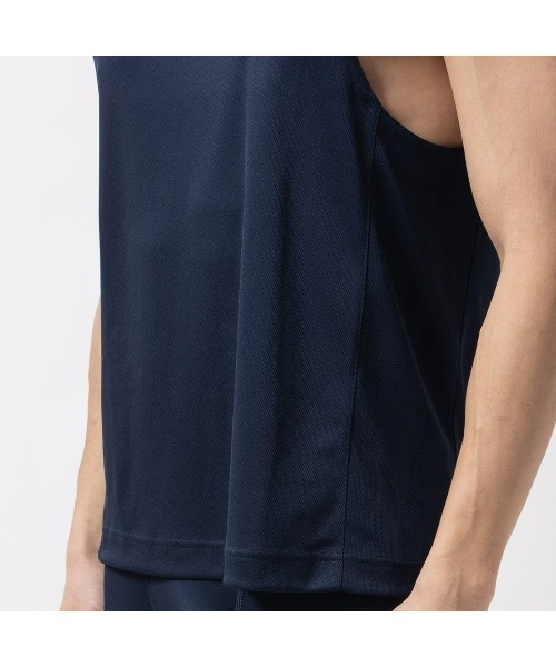 Reebok（リーボック）の「クラシック バスケットボール メッシュ タンクトップ / BASKETBALL MESH TANK（タンクトップ・メンズ・ブラック/ネイビー/レッド・LARGE/MEDIUM/SMALL/XX-LARGE/X-LARGE）」の10枚目の写真