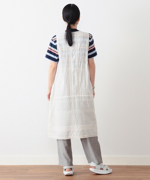 BEAMS BOY（ビームスボーイ）の「BEAMS BOY / ヴィンテージ レース ピンタック ノースリーブ（ワンピース・レディース・ブラック/オフホワイト/クリーム・ONE SIZE）」の11枚目の写真