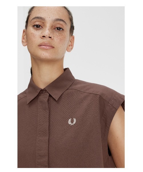 FRED PERRY（フレッドペリー）の「Sleeveless Shirt Dress