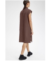 FRED PERRY（フレッドペリー）の「Sleeveless Shirt Dress