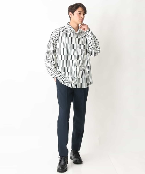 a.v.v(アーヴェヴェ)の「【イージーケア】変形ストライププリントシャツ(シャツ/ブラウス・メンズ・ダークインディゴブルー/ホワイト・48/46)」の4枚目の写真