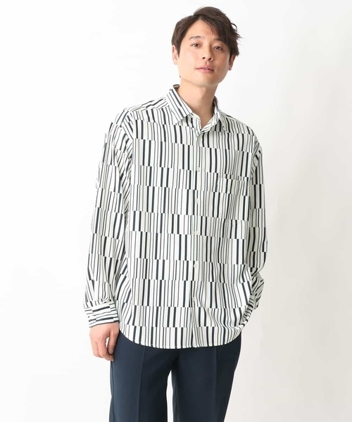 a.v.v(アーヴェヴェ)の「【イージーケア】変形ストライププリントシャツ(シャツ/ブラウス・メンズ・ダークインディゴブルー/ホワイト・48/46)」の9枚目の写真