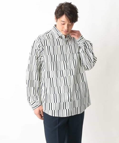 a.v.v(アーヴェヴェ)の「【イージーケア】変形ストライププリントシャツ(シャツ/ブラウス・メンズ・ダークインディゴブルー/ホワイト・48/46)」の11枚目の写真