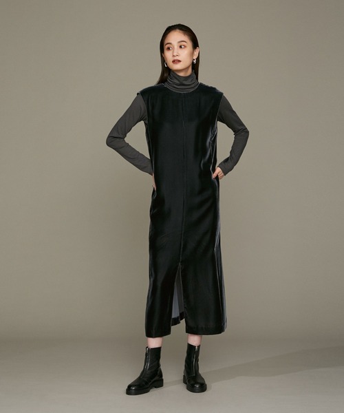 NANO universe（ナノユニバース）の「LB.01/ベルベットVネック