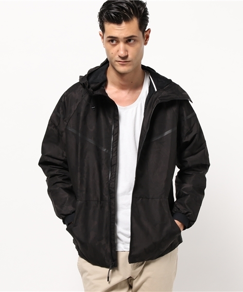 NIKE SPORTSWEAR(ナイキスポーツウェアー)の「メンズ ナイキ ウィンドランナー ナイロンジャケット NIKE TECH WINDRUNNER 678636-010/455(ナイロンジャケット・メンズ・ブラック/ブルー・MEDIUM/LARGE/SMALL/X-LARGE)」の6枚目の写真