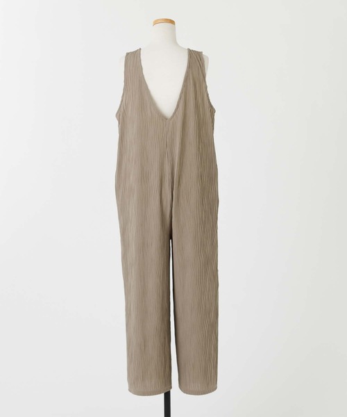 and it_(アンドイット)の「リップルストライプVネックオールインワン(サロペット/オーバーオール・レディース・ダークブルー/ブラック/グレイッシュベージュ・M/L)」の21枚目の写真