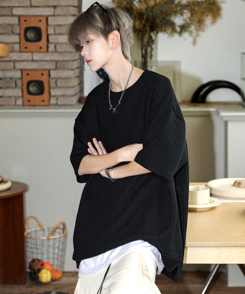 neos(ネオス)の「【neos】ルーズシルエット 配色 ワッフル サイド スリット クルーネック ハーフスリーブ Tシャツ(Tシャツ/カットソー・メンズ・ブラック/ブルー/チャコールグレー/スミクロ/グレー/サックスブルー・LARGE/MEDIUM)」の2枚目の写真