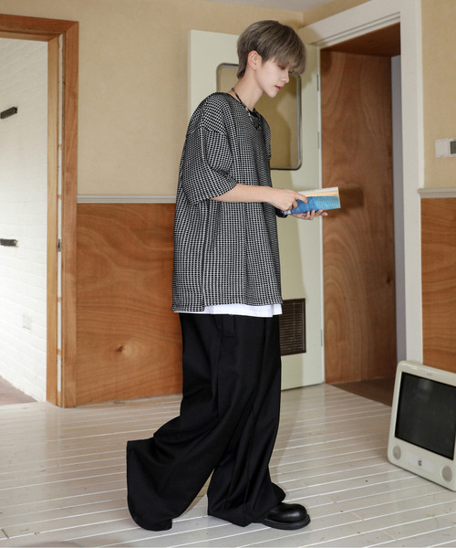 neos(ネオス)の「【neos】ルーズシルエット 配色 ワッフル サイド スリット クルーネック ハーフスリーブ Tシャツ(Tシャツ/カットソー・メンズ・ブラック/ブルー/チャコールグレー/スミクロ/グレー/サックスブルー・LARGE/MEDIUM)」の13枚目の写真