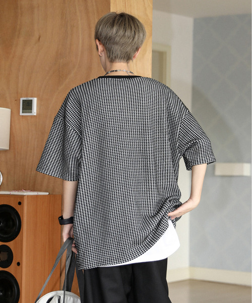 neos(ネオス)の「【neos】ルーズシルエット 配色 ワッフル サイド スリット クルーネック ハーフスリーブ Tシャツ(Tシャツ/カットソー・メンズ・ブラック/ブルー/チャコールグレー/スミクロ/グレー/サックスブルー・LARGE/MEDIUM)」の15枚目の写真
