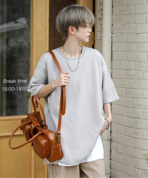 neos(ネオス)の「【neos】ルーズシルエット 配色 ワッフル サイド スリット クルーネック ハーフスリーブ Tシャツ(Tシャツ/カットソー・メンズ・ブラック/ブルー/チャコールグレー/スミクロ/グレー/サックスブルー・LARGE/MEDIUM)」の17枚目の写真