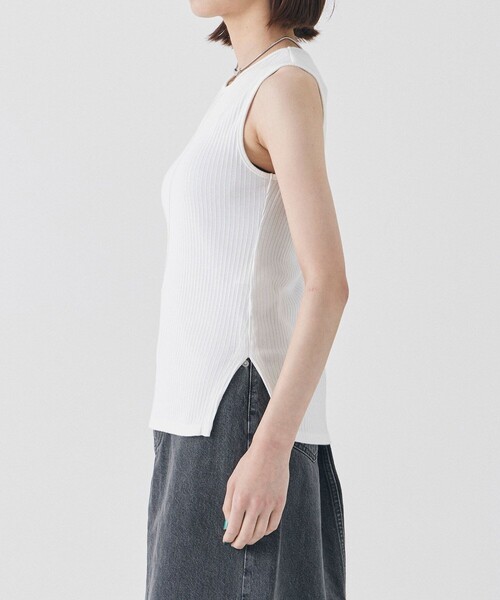 UNITED TOKYO(ユナイテッドトウキョウ)の「beautility カットアウトアシメタンクトップ|ウォッシャブル/夏服(タンクトップ・レディース・ブラック/グレー/ホワイト・FREE)」の10枚目の写真