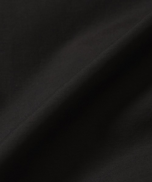 NANGA(ナンガ)の「STAND COLLAR DOWN JACKET W(WOMEN)/スタンドカラー ダウンジャケット (ウィメンズ)(ダウンジャケット/コート・レディース・ブラック/モカ/アイボリー/ピンク/ベージュ・M/L/XL/S)」の9枚目の写真