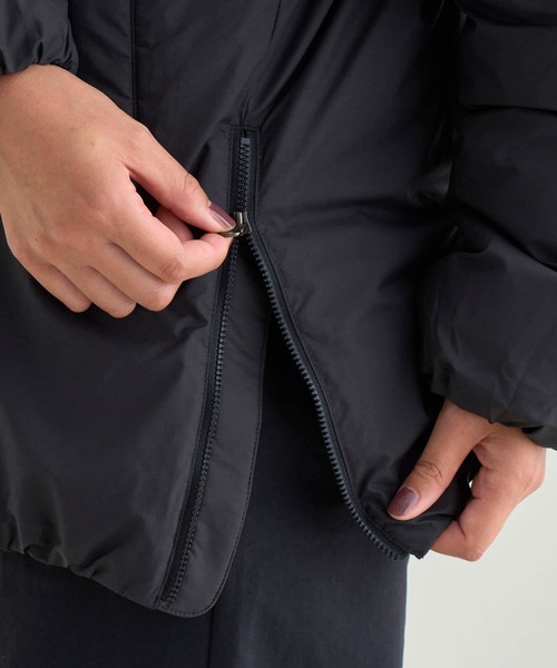 NANGA(ナンガ)の「STAND COLLAR DOWN JACKET W(WOMEN)/スタンドカラー ダウンジャケット (ウィメンズ)(ダウンジャケット/コート・レディース・ブラック/モカ/アイボリー/ピンク/ベージュ・M/L/XL/S)」の12枚目の写真