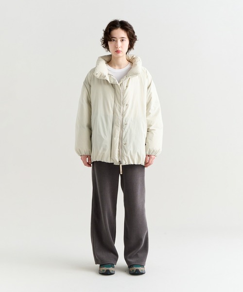 NANGA(ナンガ)の「STAND COLLAR DOWN JACKET W(WOMEN)/スタンドカラー ダウンジャケット (ウィメンズ)(ダウンジャケット/コート・レディース・ブラック/モカ/アイボリー/ピンク/ベージュ・M/L/XL/S)」の22枚目の写真
