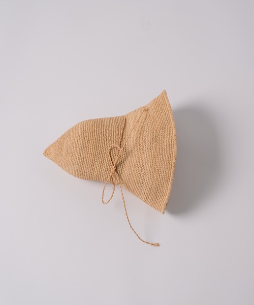 NEUNA（ヌナ）の「モチーフストローハット（ハット・レディース・ベージュ・FREE）」の3枚目の写真