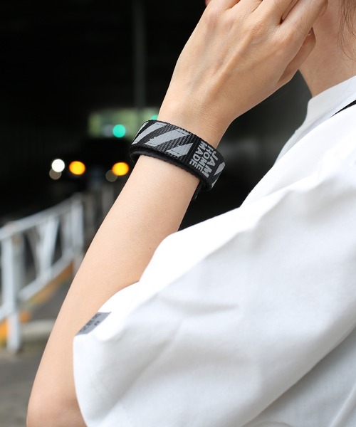 JAM HOME MADE（ジャムホームメイド）の「トラ ブレスレット メンズ レディース（ブレスレット・メンズ・ブラック・ONE SIZE）」の7枚目の写真