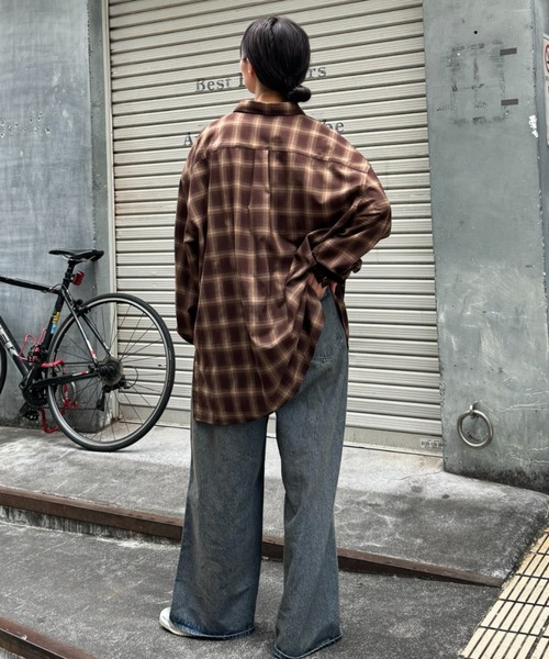 CIAOPANIC TYPY（チャオパニックティピー）の「【新色追加】【UNISEX】オーバーダイワイドデニムパンツ（デニムパンツ・レディース・ブラック/ブラウン/インディゴブルー/ピンク/ブラック系その他・SMALL/MEDIUM/LARGE）」の19枚目の写真