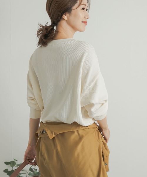 URBAN RESEARCH DOORS(アーバンリサーチドアーズ)の「タックフライスロングスリーブTシャツ(Tシャツ/カットソー・レディース・レッド系その他/ネイビー/ナチュラル/グレー系その他・MEDIUM)」の8枚目の写真