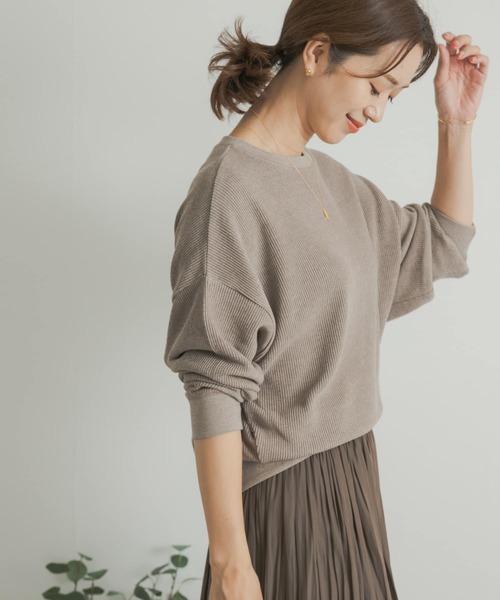 URBAN RESEARCH DOORS(アーバンリサーチドアーズ)の「タックフライスロングスリーブTシャツ(Tシャツ/カットソー・レディース・レッド系その他/ネイビー/ナチュラル/グレー系その他・MEDIUM)」の16枚目の写真