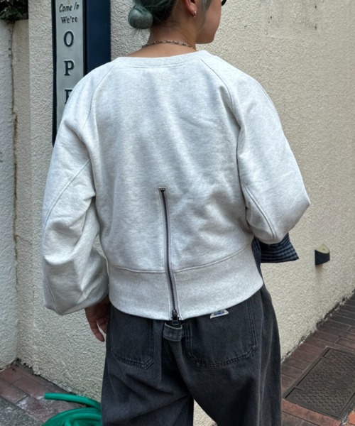 GEVACO(ゲバコ)の「【GEVACO / ゲバコ】バックZIPスリットスウェット(スウェット・レディース・グレー/ライトグレー・ONE SIZE)」の5枚目の写真