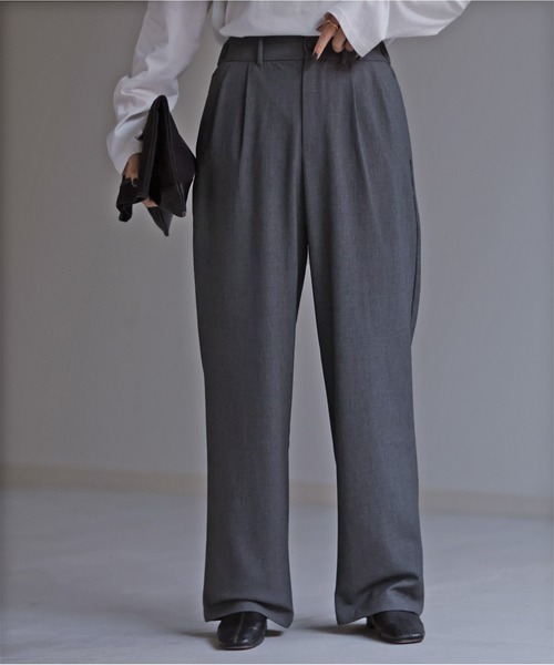 HUG.U（ハグユー）の「見つけた。優秀タックパンツ＜選べる着丈＞（スラックス・レディース・バーガンディー/ベージュ/ダークグレー/ブラック・M(レギュラー丈)/M(トール丈)/L(レギュラー丈)/L(トール丈)/XL(レギュラー丈)/XL(トール丈)）」の8枚目の写真